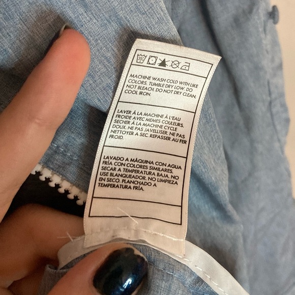 Blue and white light weight jacket - Picture 5 of 5